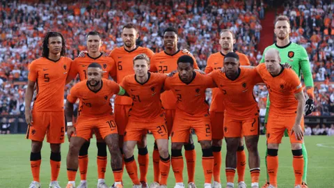 郭晶晶回忆初见霍启刚，眼神里的深情暴露真爱！